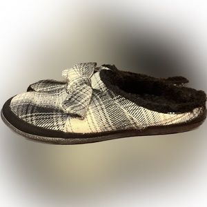 Toms Black plaid and bow ivy slippers womens 8.5